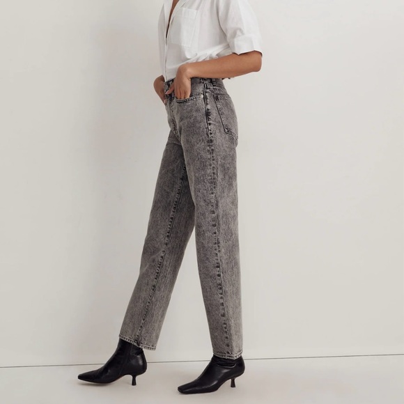 Madewell Denim - The Perfect Vintage Straight Jean in Acid Wash
